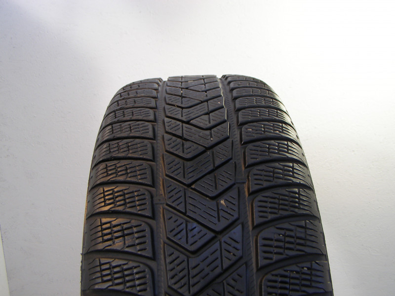 Pirelli Scorpion Winter guma