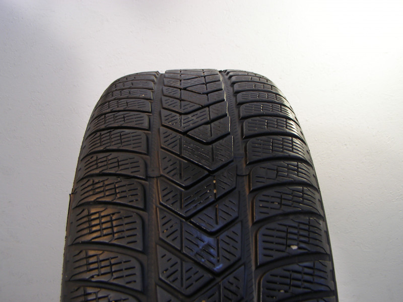 Pirelli Scorpion Winter guma