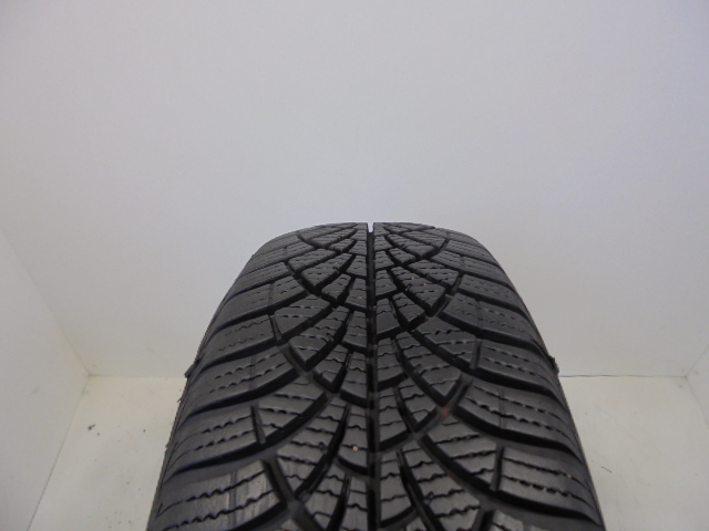 Goodyear Ultragrip 9 guma