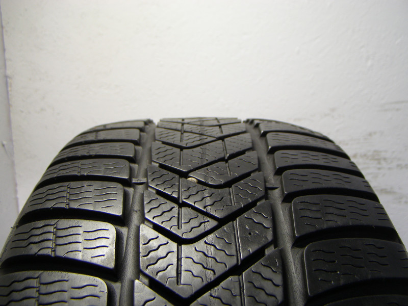 Pirelli Sottozero 3 RFT guma